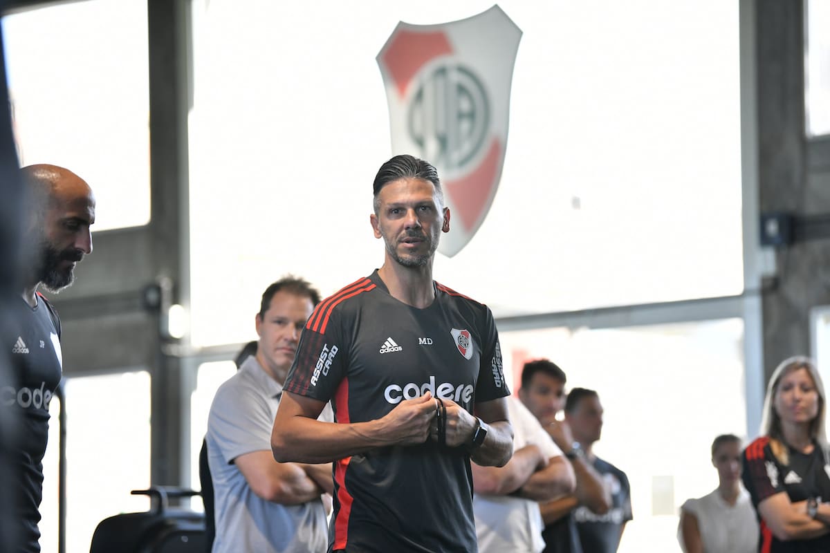 Martín Demichelis se apresta a dirigir su primer amistoso al frente de RIver, este jueves, en San Luis