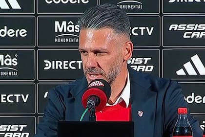 Martín Demichelis se refirió a la reacción de la gente, que habló desde las tribunas acerca de su gestión