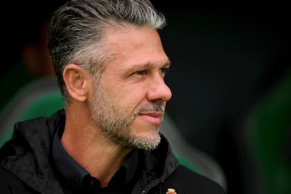 Martín Demichelis vio cómo a su equipo, Mallorca, no conservó la ventaja y desperdició la chance de empatar el partido con un penal en la última jugada ante Elche