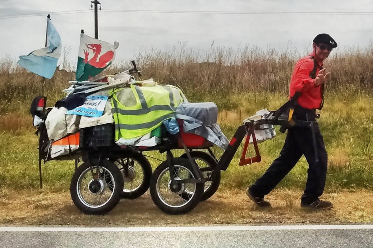 Martín Echegaray Davies, con 61 años, partió en octubre de 2017 de Tierra del Fuego con la idea de cruzar toda América a pie