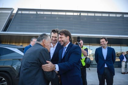 Martín Eurnekian, Eduardo Eurnekian y Luis Lacalle Pou