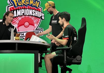 Martín Galderisi en un Mundial de Pokémon