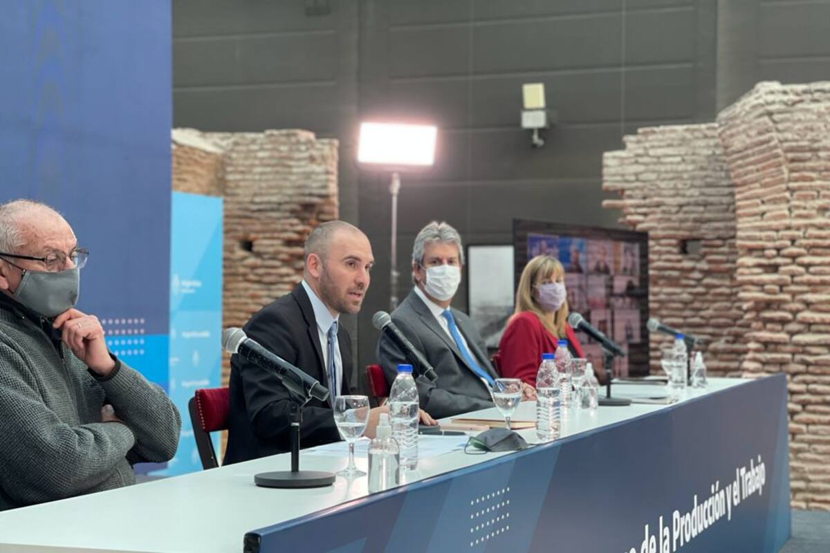 Martín Guzmán en el Congreso de la Producción y el Trabajo