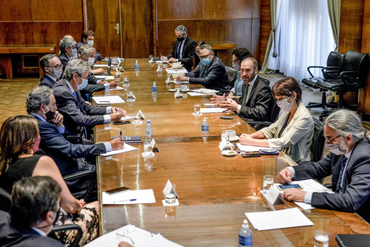 Martín Guzmán encabezó la reunión del gabinete económico con referentes del Consejo Agroindustrial Argentino
