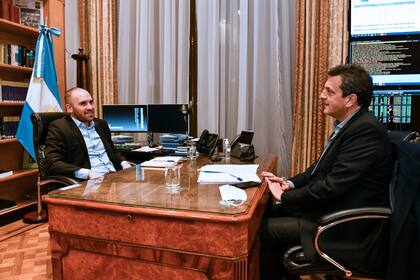 Martín Guzmán recibió a Sergio Massa en el Ministerio de Economía antes de que el jefe de la Cámara de Diputados inicie su visita a los Estados Unidos