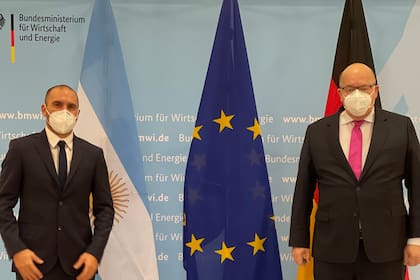 Martin Guzmán y el ministro de Asuntos de Economía y Energía de Alemania, Peter Altmaier, en su encuentro de esta tarde en Berlín