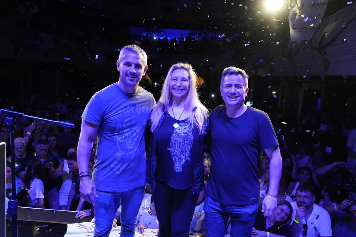 Martín Menem, Karina Milei y Gabriel Borononi en Córdoba.