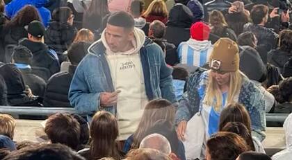 Martín Migueles y Wanda Nara en el partido de la selección argentina contra Venezuela