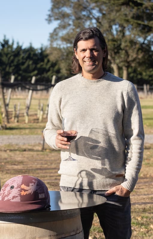 Martín Muñoz vive junto a la bodega