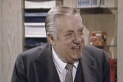 Martín Pedro Zabalúa Marramoti, conocido como Tincho Zabala, fue un actor y humorista uruguayo de televisión, cine, radio y teatro.