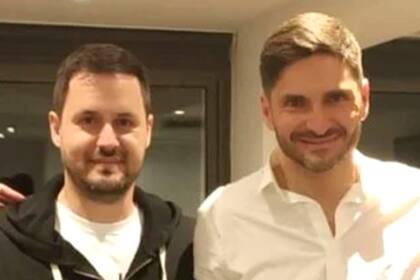 Martín Pullaro junto a su hermano, el gobernador de Santa Fe Maximiliano Pullaro