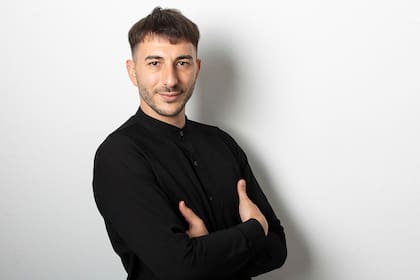 Martin Santcovsky, elige el pimentón; un producto tan local como el sabor de sus propuestas.