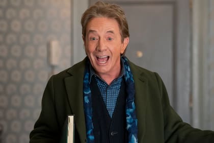 Martin Short en una escena de la exitosa serie Only Murders in the Building