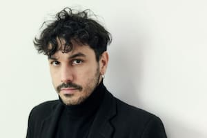Martín Slipak: su vínculo con la fama, su paso por una novela que marcó una época y la obra “íntima” que escribió y dirige