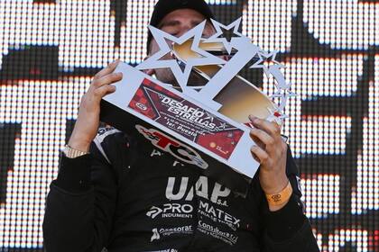 Martín Vázquez logró su primera victoria en el Turismo de Carretera en San Juan Villicum