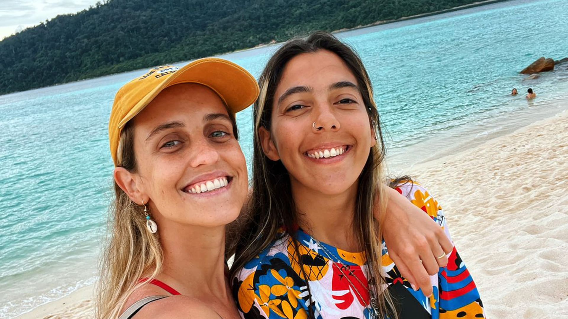 Martina “Marti” Feldkamp (31) y Malena “Male” Pizarro (32) durante su luna de miel