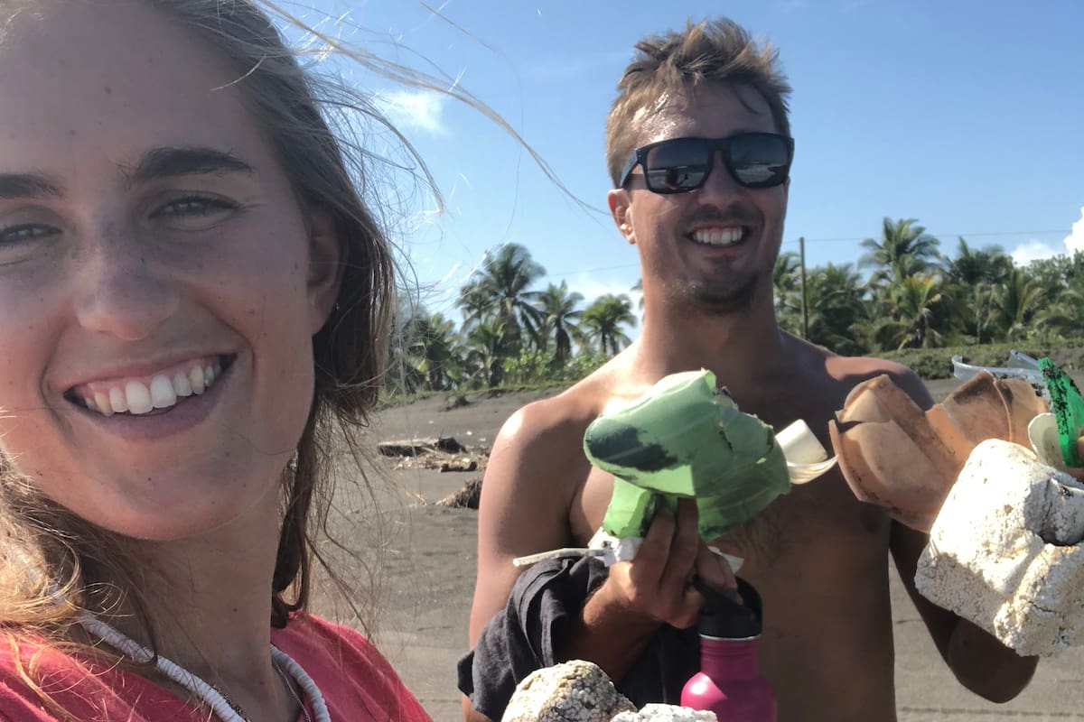 Martina y Ezequiel, los dos jóvenes que recorren América Latina buscando reducir la contaminación por plástico.