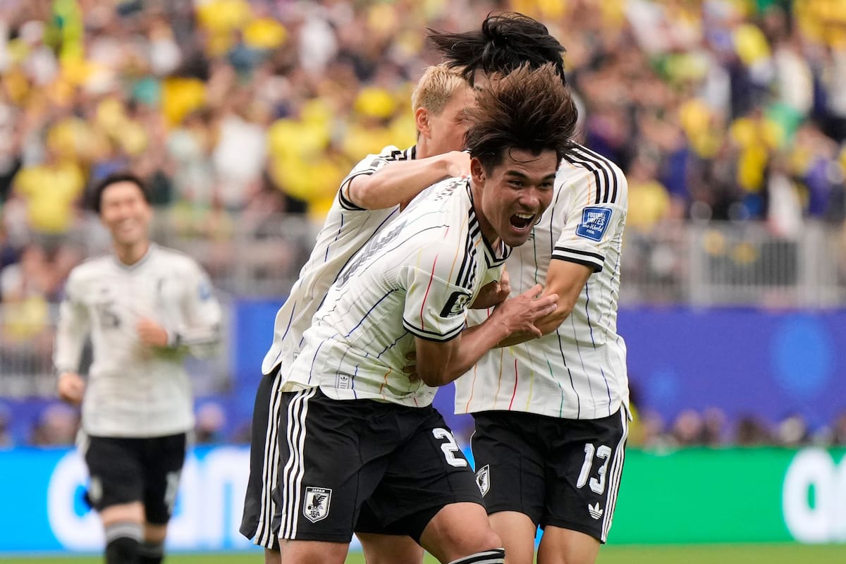 Martinelli marca al final del descuento y Brasil vence a Japón 2-1 en el Mundial