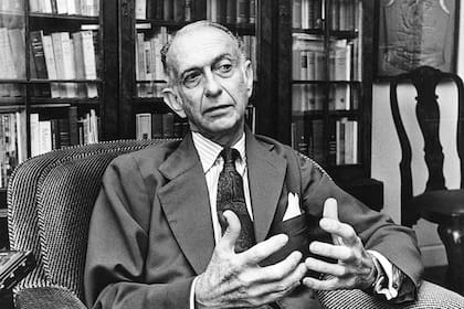 Martínez de Hoz, ministro de Economía en 1980, y figura decisiva en la adhesión argentina al boicot de los Juegos de Moscú