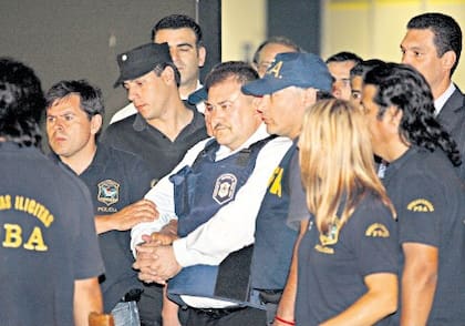 Martínez Espinoza, fuertemente custodiado