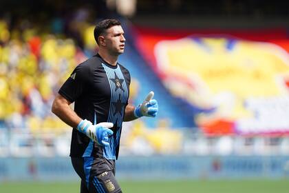 Martínez se quedó con las ganas de igualar un récord de vallas invictas en el seleccionado. (Photo by Andres Rot/Getty Images)