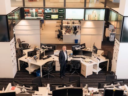 Marty Baron en la redacción del Washington Post, en los días de su retiro en 2021