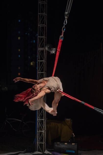 Más allá de la temporada estival, el Circo del Aire es un motor constante de formación; durante el resto del año, el proyecto funciona como un espacio de creación e investigación en el barrio porteño de San Telmo