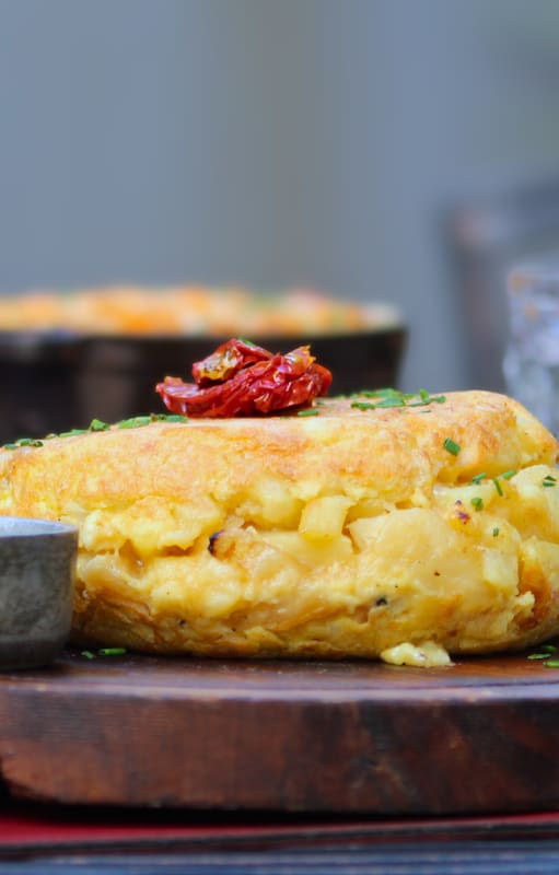 Más allá de la versión de la tortilla siempre va bien acompañada de vermuts o tragos