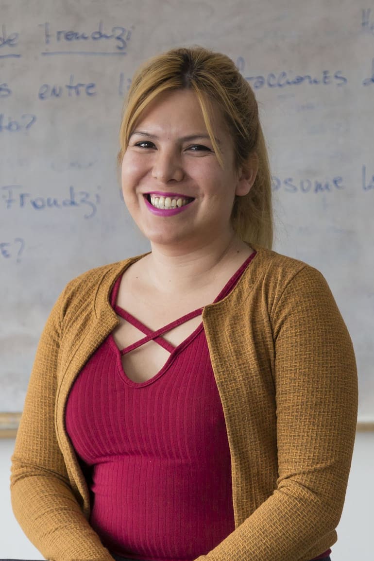Más allá de logros como la ley de identidad de género, siguen siendo uno de los grupos más vulnerados y con una expectativa de vida de 35 años; Luli Arias es docente en el Bachillerato Popular Trans Mocha Celis, el primero de su tipo en el mundo