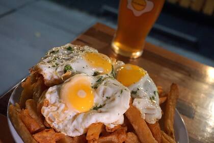 Más allá de los huevos a caballo clásicos, hay opciones para todos los gustos y con la yema en el punto que cada uno elija