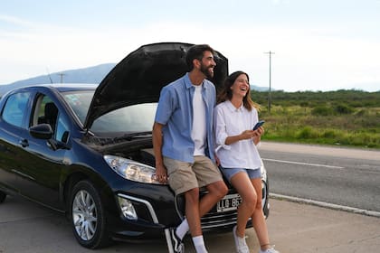 Más de 121 años de trayectoria y el respaldo de La Caja: parte de los diferenciales de asegurar tu auto con el Automóvil Club Argentino.