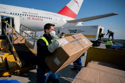 Más de 130 toneladas provenientes de China fueron despachadas hoy desde Viena hacia Italia
