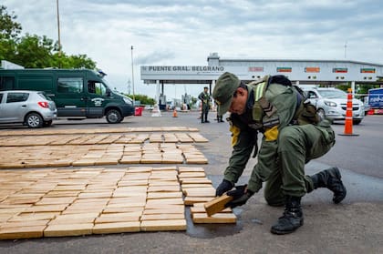 Más de 1600 kilos de marihuana secuestrados cerca del puente que une Chaco y Corrientes