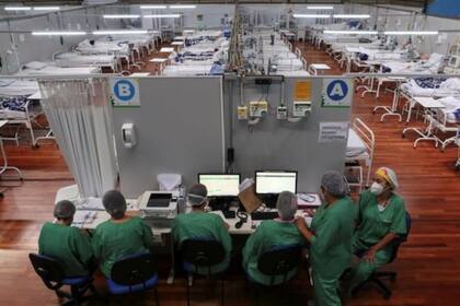 Más de 200.000 personas murieron en Brasil, y la respuesta del gobierno del presidente Bolsonaro fue muy criticada