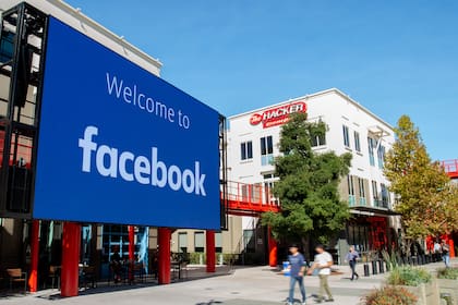 Más de 400 compañías se sumaron al boicot contra Facebook