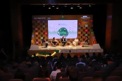 Más de 400 personas colmaron el auditorio del Malba durante el encuentro organizado por LA NACION