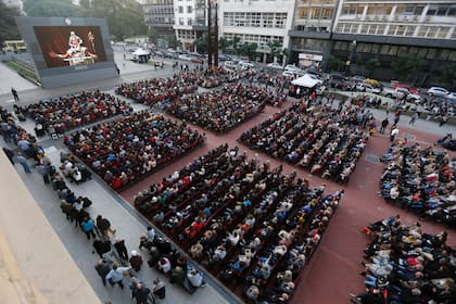 Más de 4500 personas celebraron los 110 años del Teatro Colón