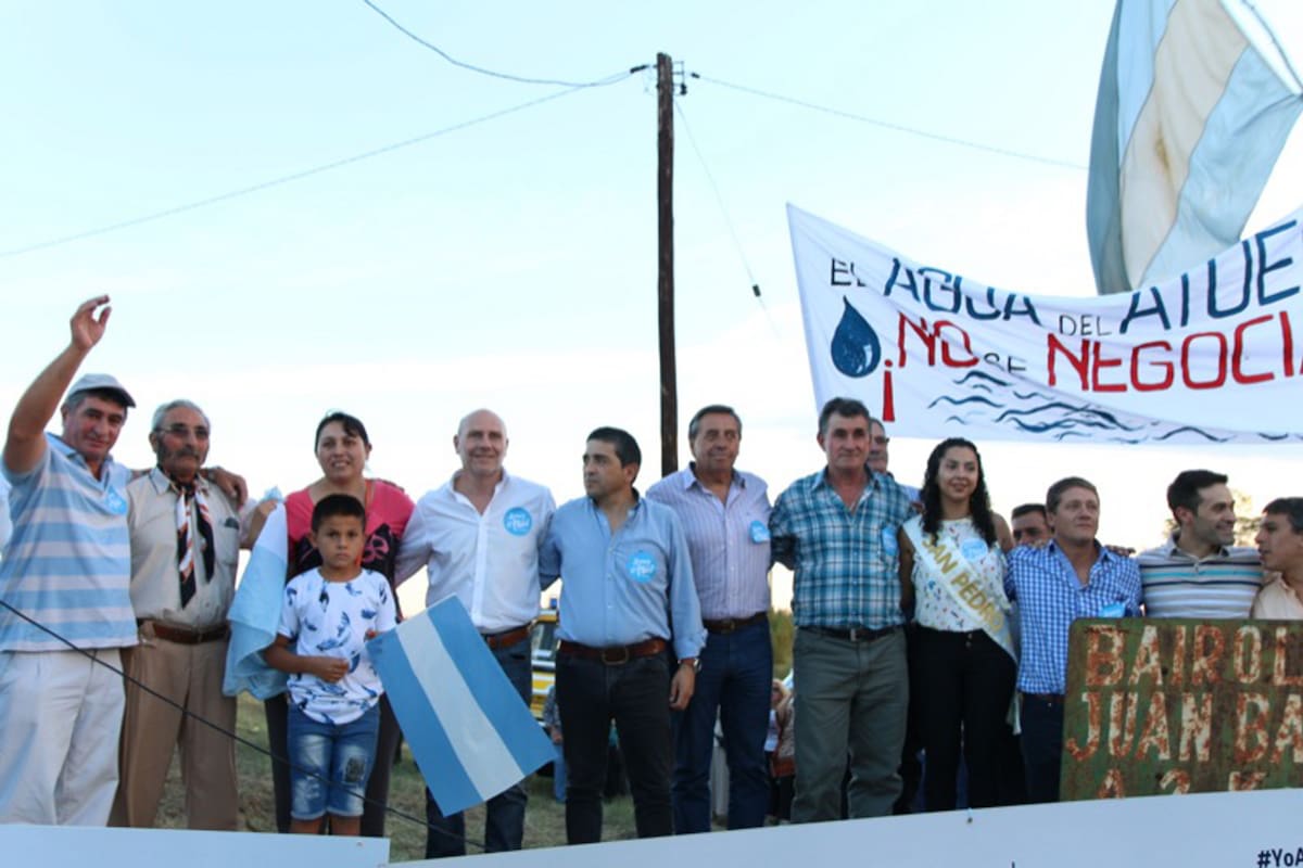 Más de mil personas se manifestaron para alertar al país sobre la posible "desaparición de todo un pueblo"