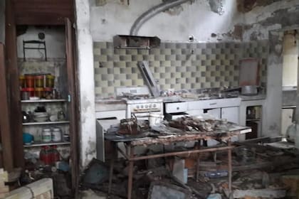 Más de treinta años después de los crímenes, la Justicia debió resolver qué hacer con los muebles y objetos que habían quedado dentro de la vivienda familiar