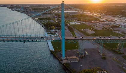 Más del 90% de los extranjeros detenidos por agentes estadounidenses en el cruce de Detroit-Windsor durante los primeros tres meses del año llegan al Puente Ambassador por accidente