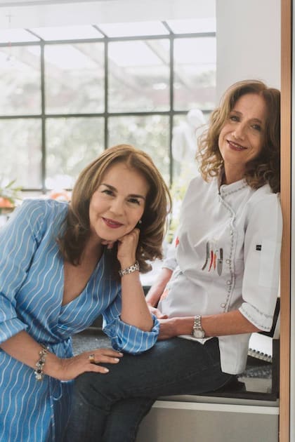 Más que amigas