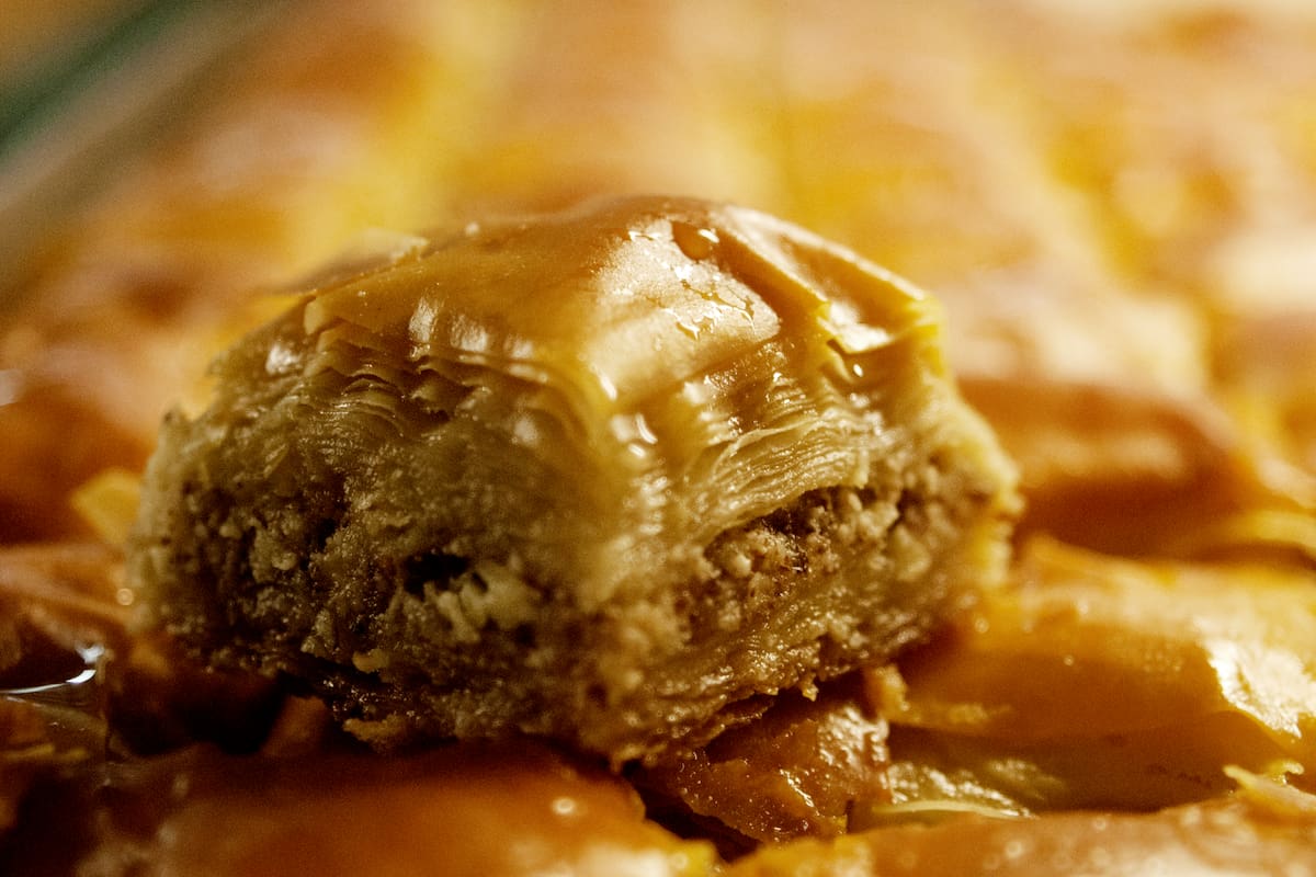 Más que un pastel: el secreto de las 40 capas del baklava, el tesoro dulce del Medio Oriente
