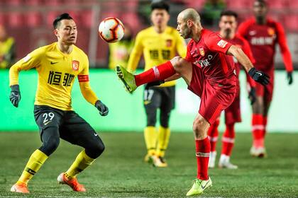 Mascherano se despidió de Hebei Fortune de China. Jugará en Estudiantes.