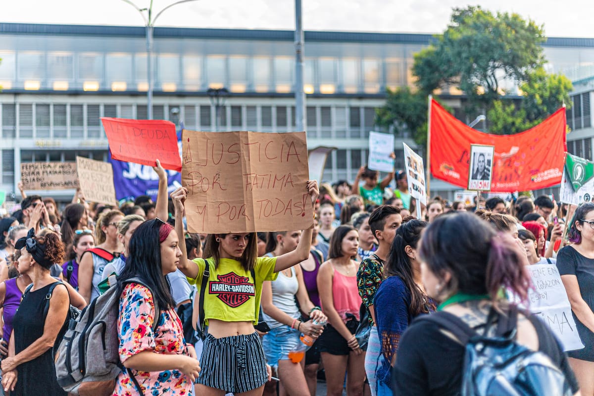 Masiva marcha en Paraná por el femicidio de Fátima Acevedo
