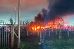 Masivo apagón en La Plata, Tolosa y Gonnet por un incendio en una estación transformadora de energía