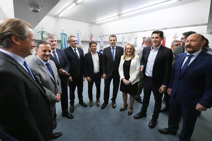 Massa, cuando recibió el apoyo de un grupo de gobernadores antes de las PASO