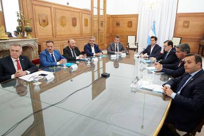 Massa y De Pedro este viernes volverán a reunirse con gobernadores para presentar un programa de irrigación.