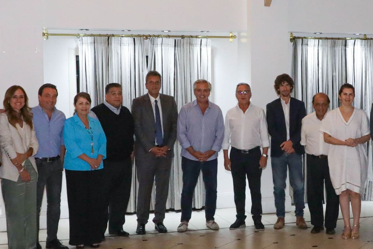 Massa y Fernández, anoche, en una cena con intendentes de la primera y tercera sección electoral