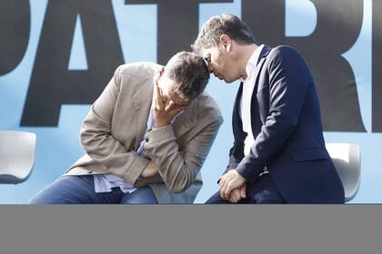 Massa y Kicillof conversaron en el escenario