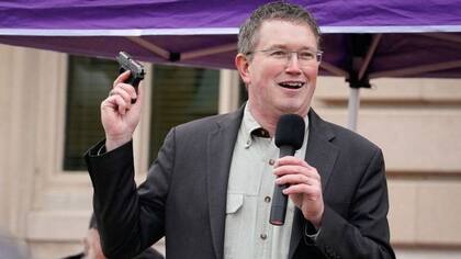Massie está estrechamente asociado con el ala libertaria del partido republicano